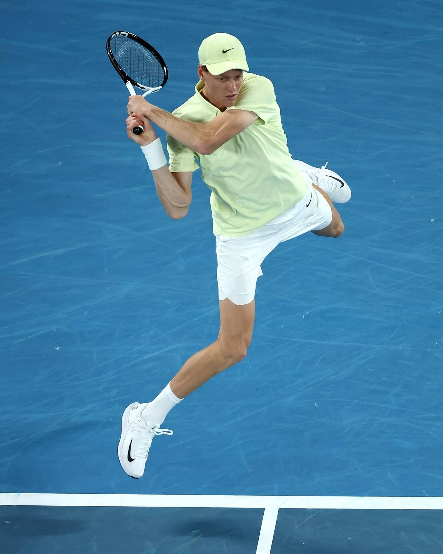 爱游戏课程-加拿大网球选手拉奥尼奇成功晋级四强