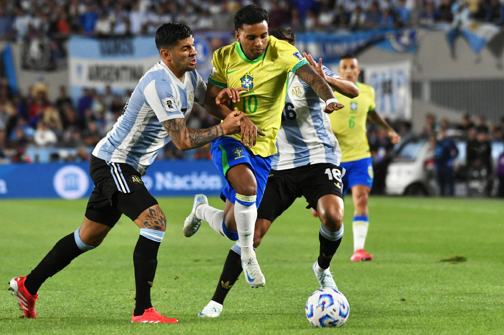 爱游戏链接-关于巴西队势不可挡，轻松晋级下一轮的信息