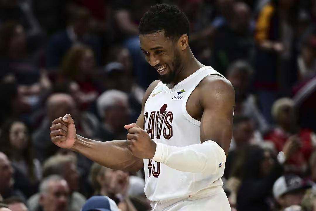 爱游戏官网登录网址-包含骑士主教练斥责球队表现不佳，全队警醒的词条