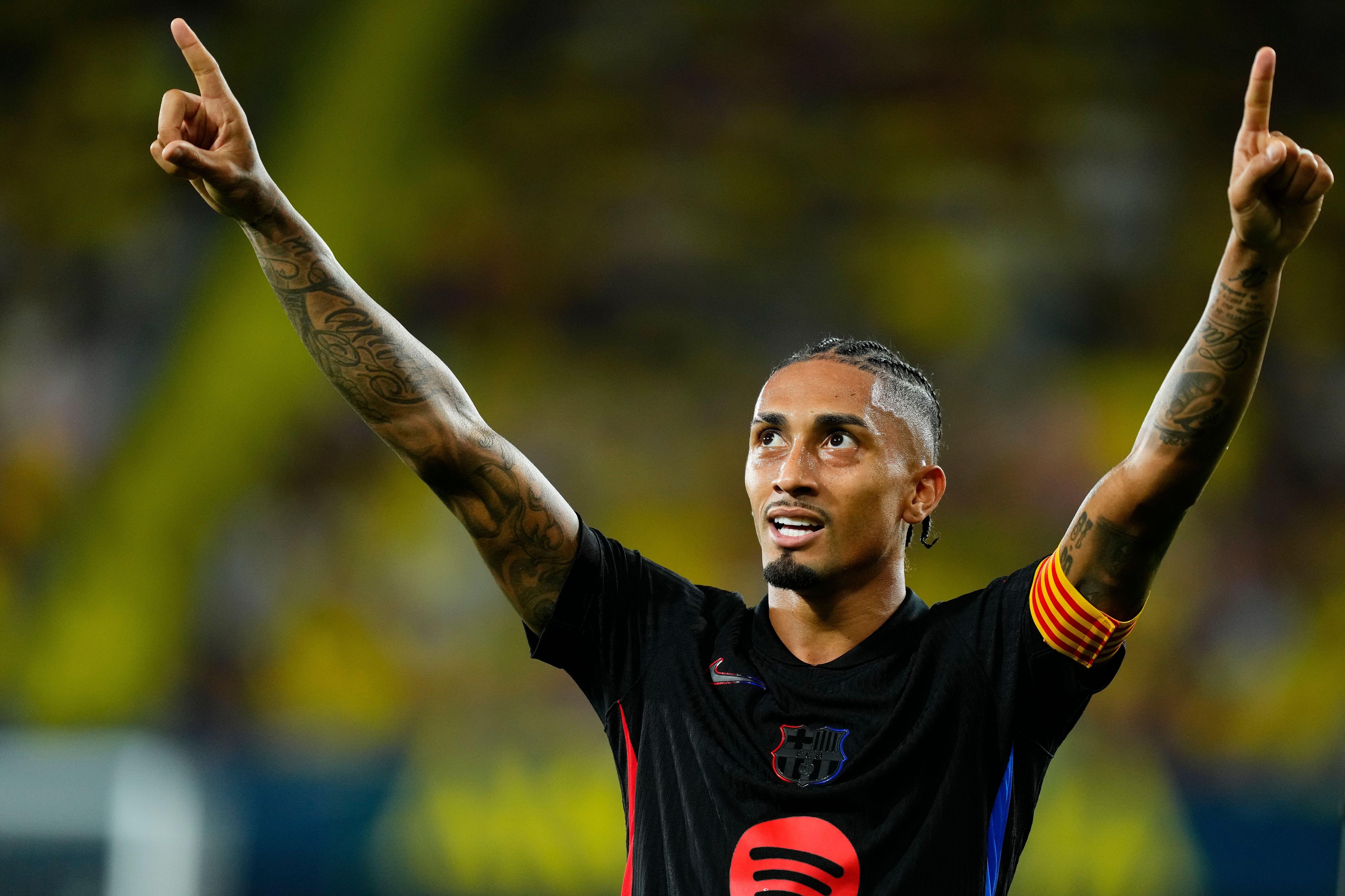 包含里尔球员进步神速，备战欧冠小组赛冠军之路的词条