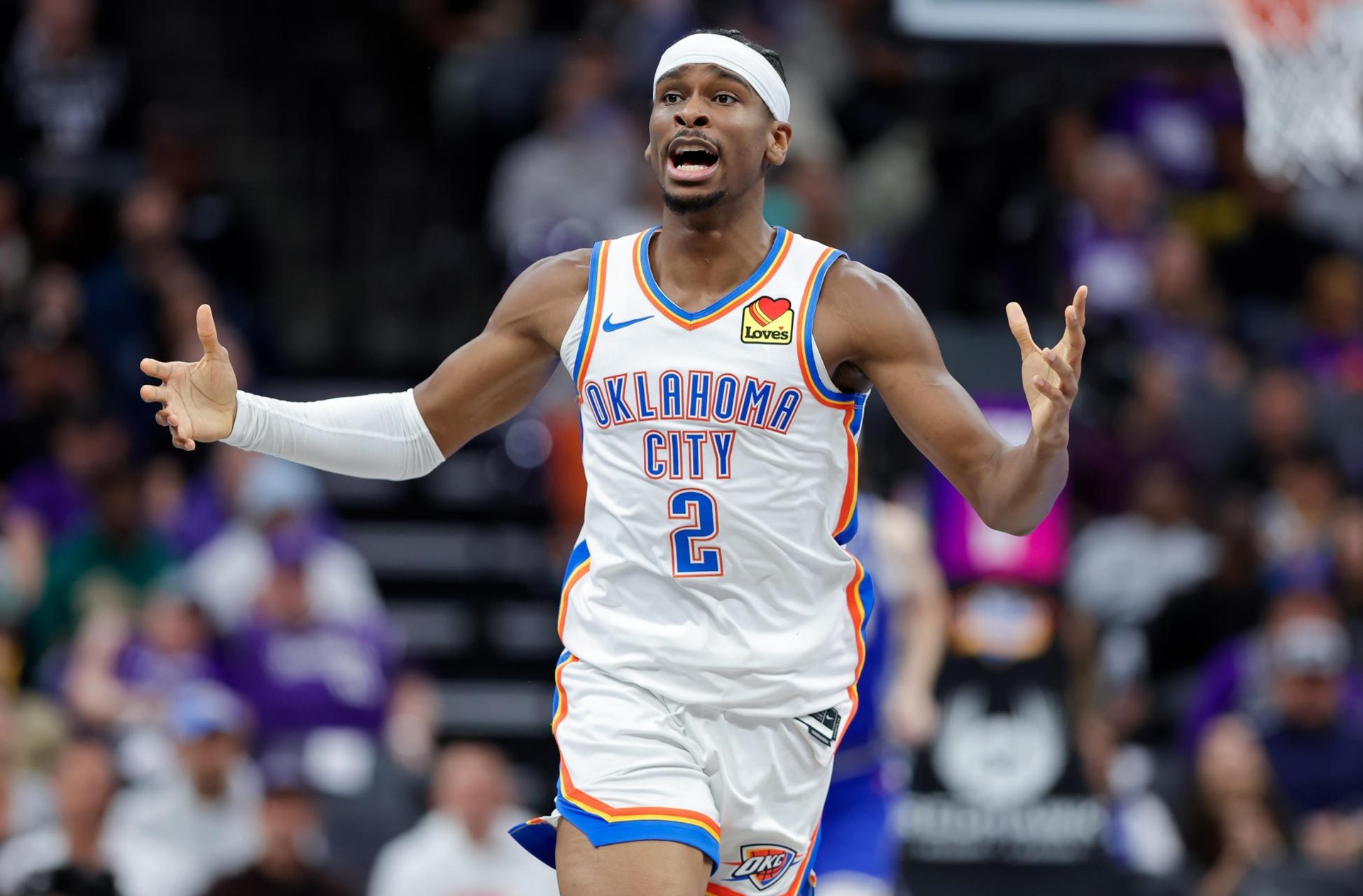 加拿大队在北美洲足球比赛中斩获胜利 加拿大队在北美洲足球比赛中斩获胜利