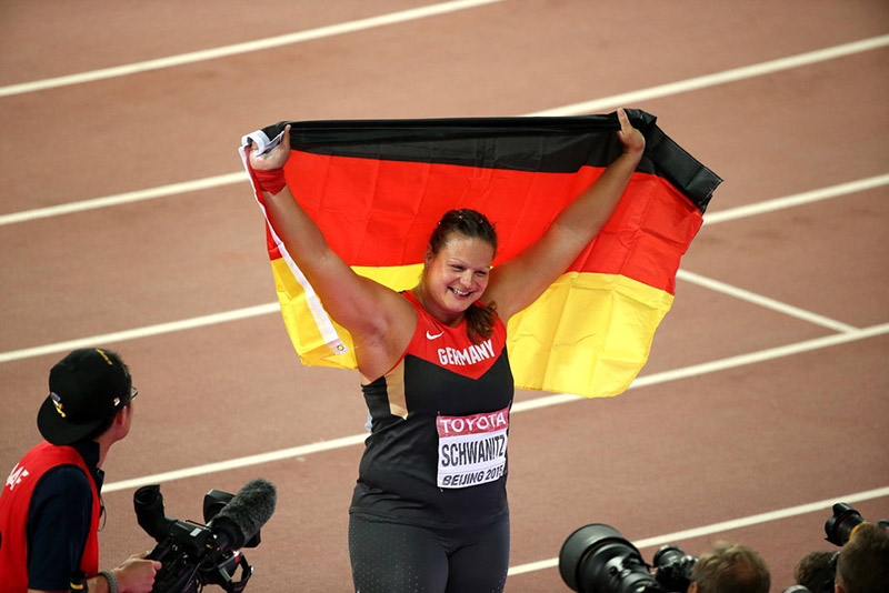 挑战女子铅球：美国选手勇夺金牌