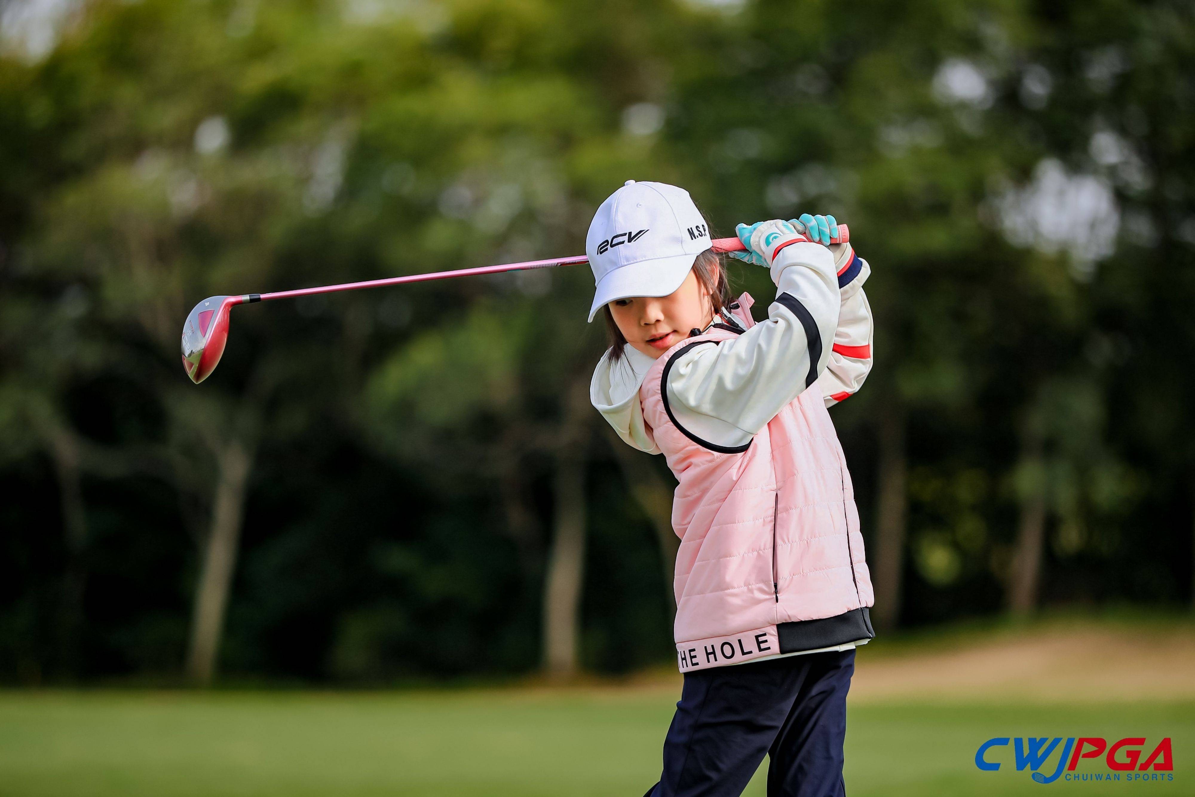 爱游戏官方入口-奥地利选手在高尔夫赛中夺冠