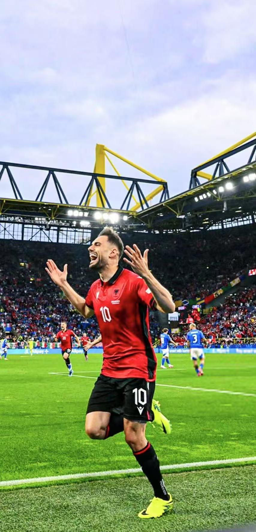 英格兰队主场大胜阿尔巴尼亚,赢得比赛 英格兰队主场大胜阿尔巴尼亚,赢得比赛