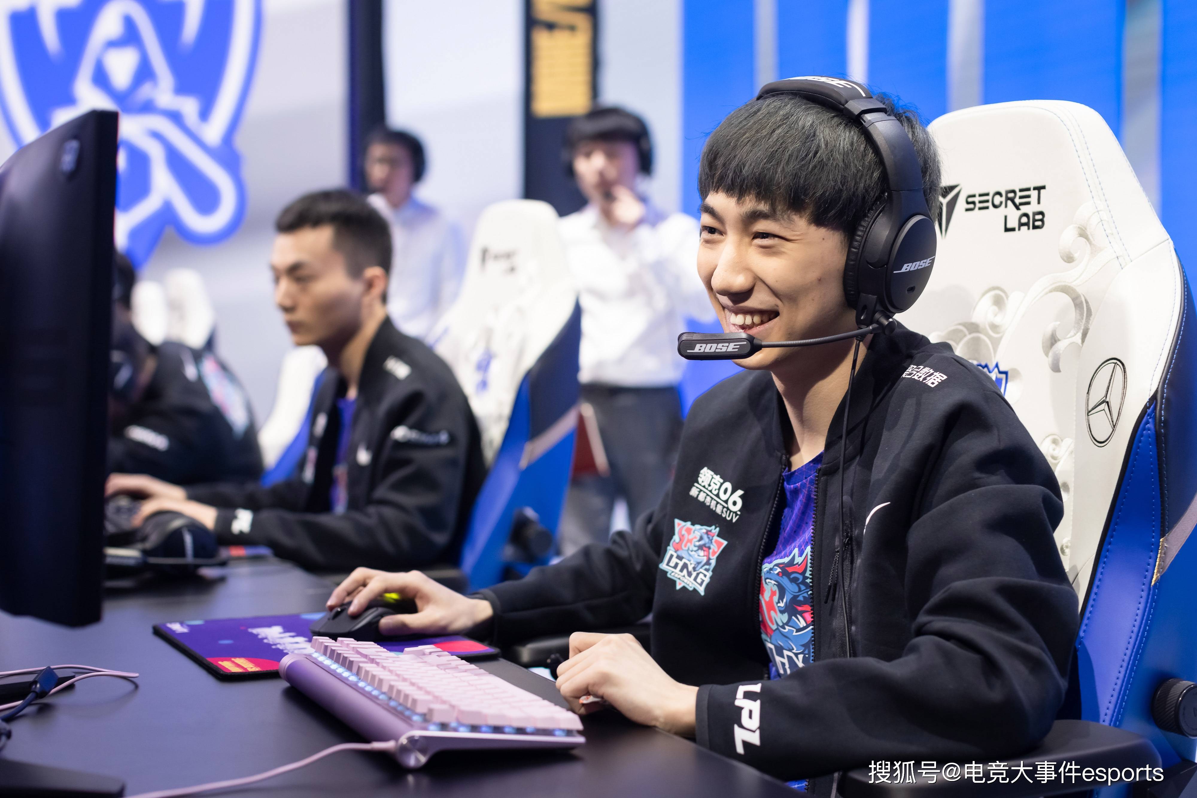 雷恩客场险胜，小组赛完美收官