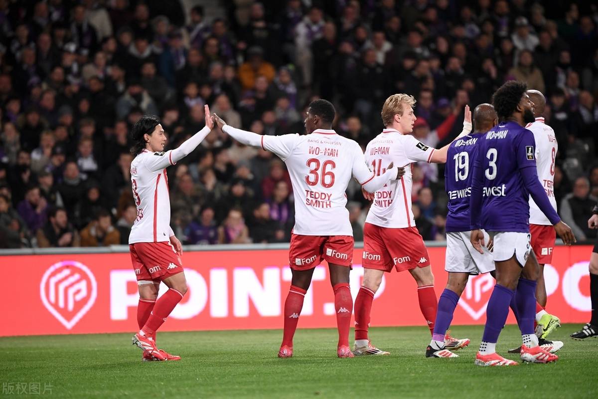 南特主场战平斯特拉斯堡，保持法甲中游位置的简单介绍