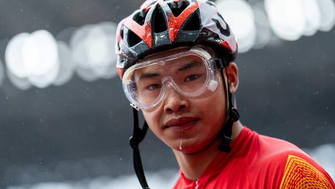 爱游戏网页版入口-突尼斯田径选手突围，成功挺进复赛的简单介绍