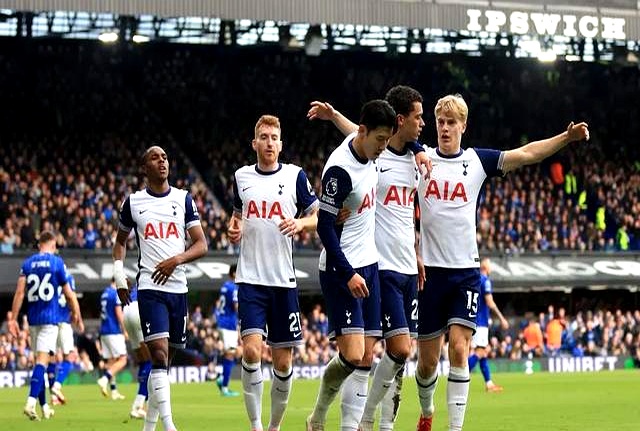 爱游戏视频-包含阿森纳客场战胜南安普顿，迎来连胜的词条