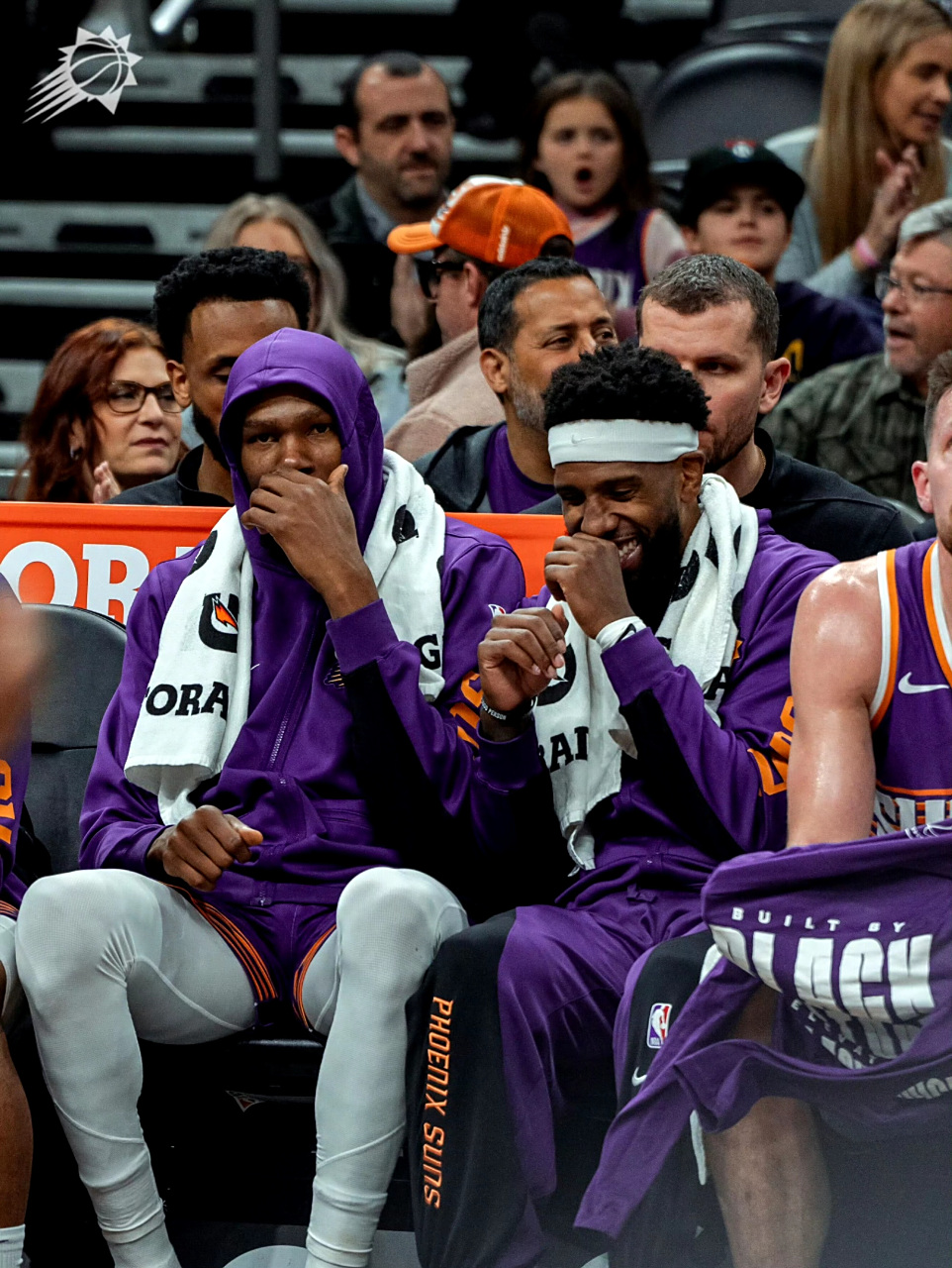 活塞客场大胜太阳，取得新赛季首胜