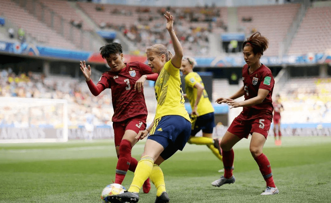 关于瑞典女足队员受伤,或将缺席下一场比赛的信息 关于瑞典女足队员受伤,或将缺席下一场比赛的信息