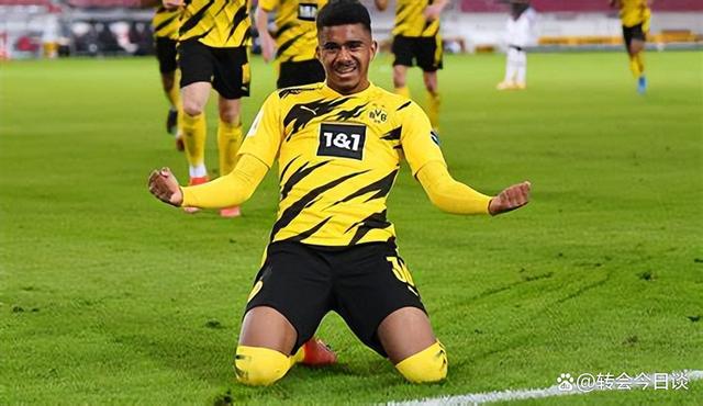 爱游戏娱乐-法兰克福球员荣膺最佳球员奖，表现出色