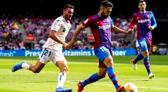 包含赫塔菲遭遇连败，保级战形势严峻的词条