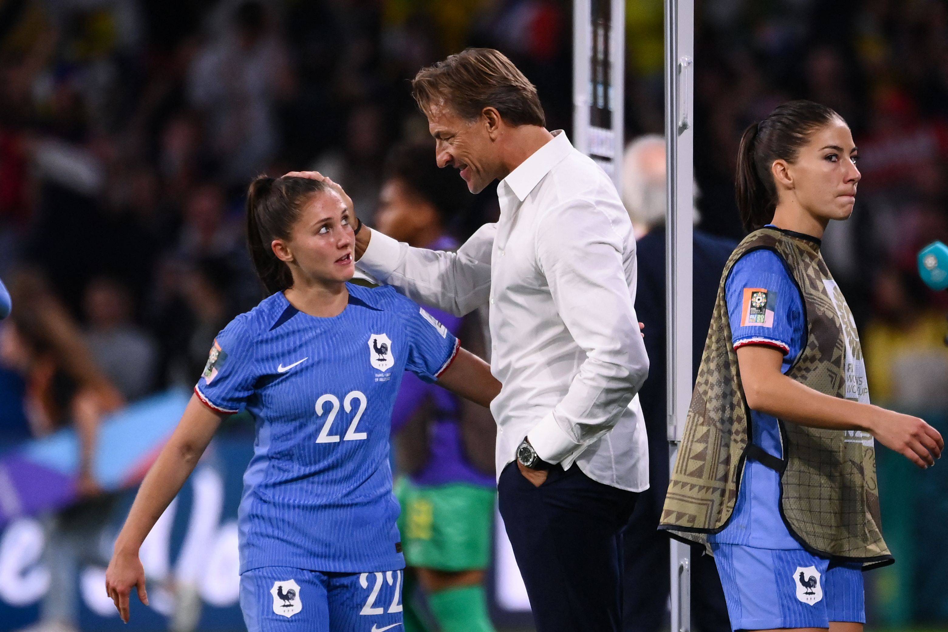 法国女足球员在墨西哥赛场上大放异彩的简单介绍