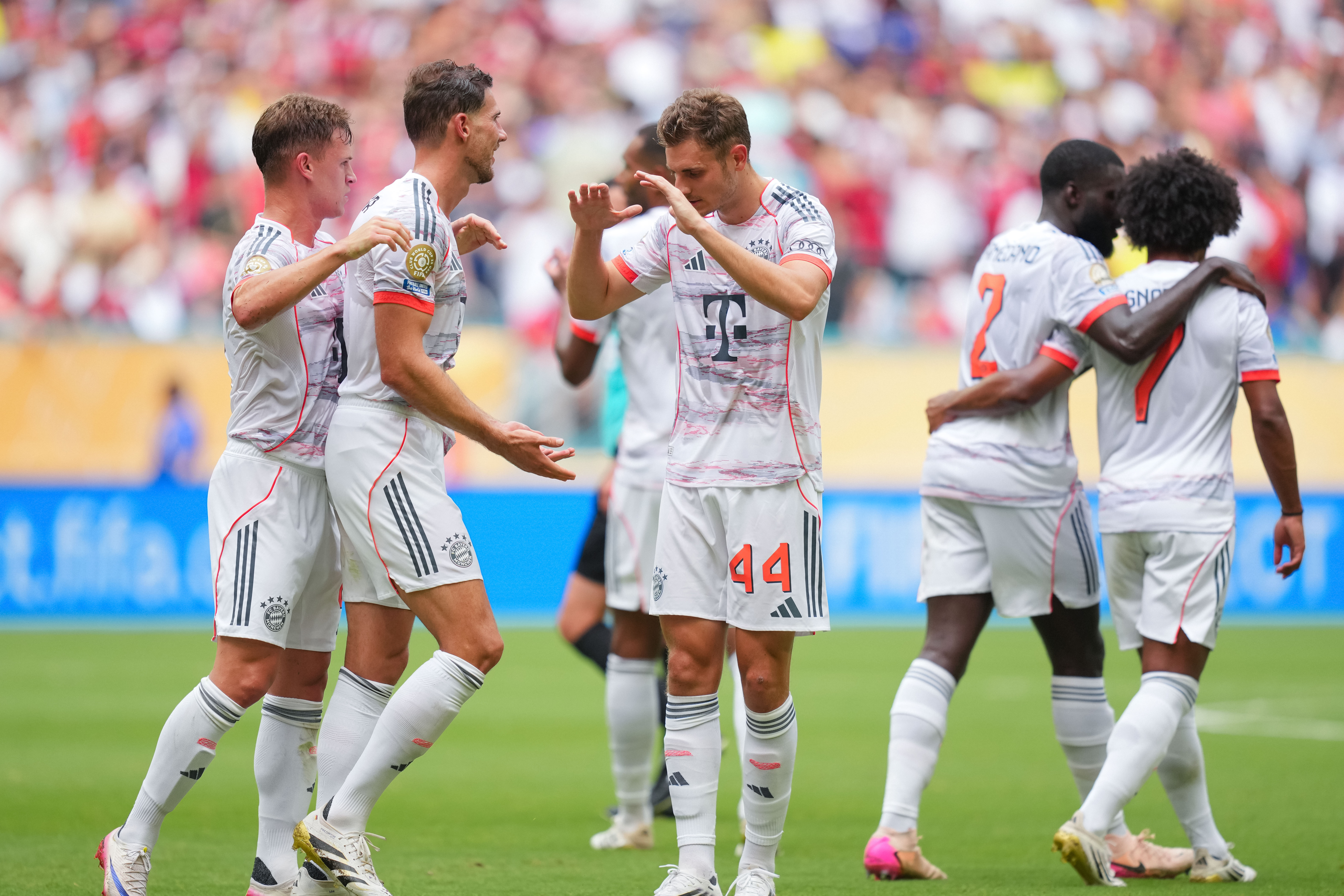 爱游戏注册-拜仁慕尼黑领先群雄，晋级优势明显！的简单介绍