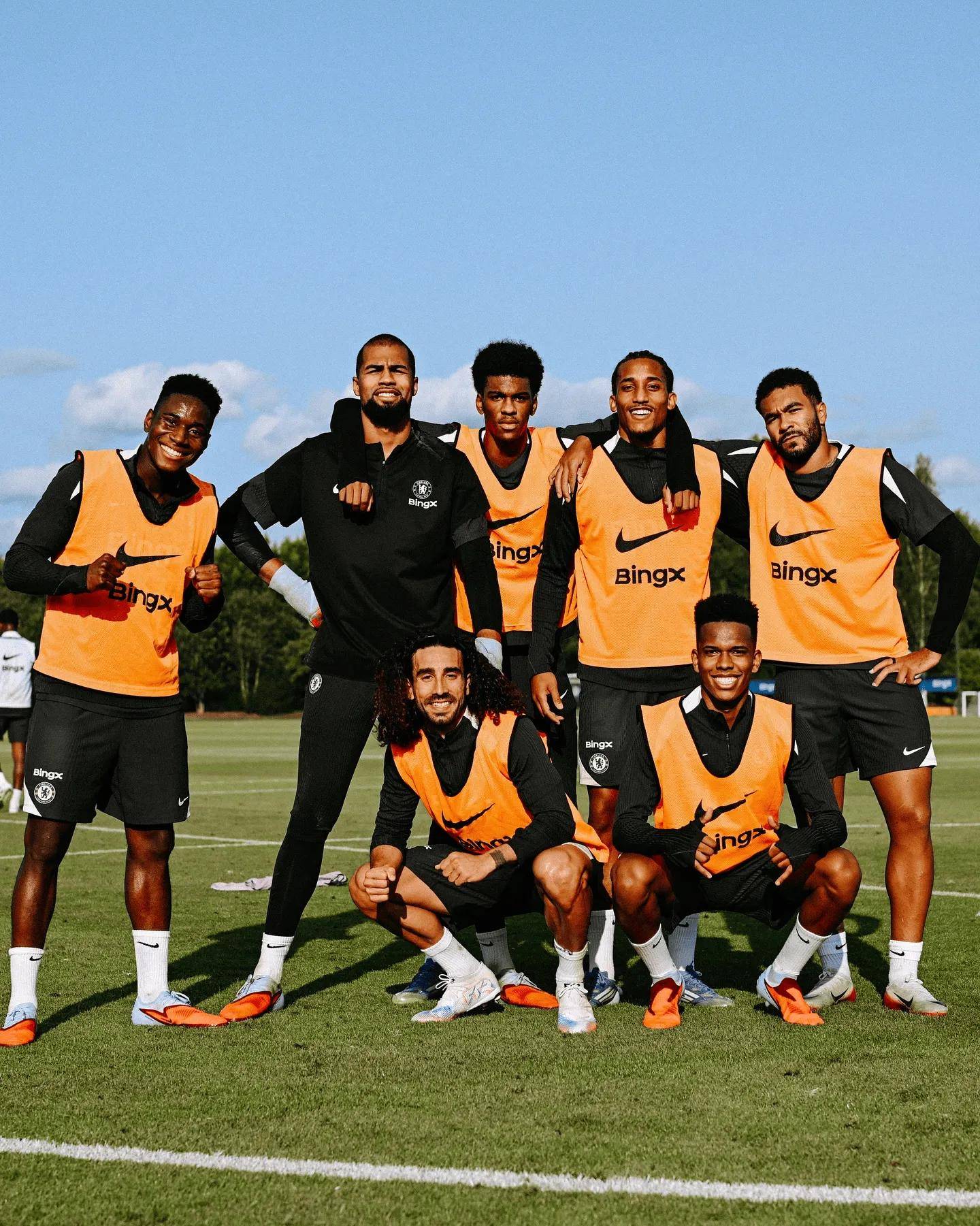 关于荷兰女足明星球员集中训练，积极备战赛季初的信息