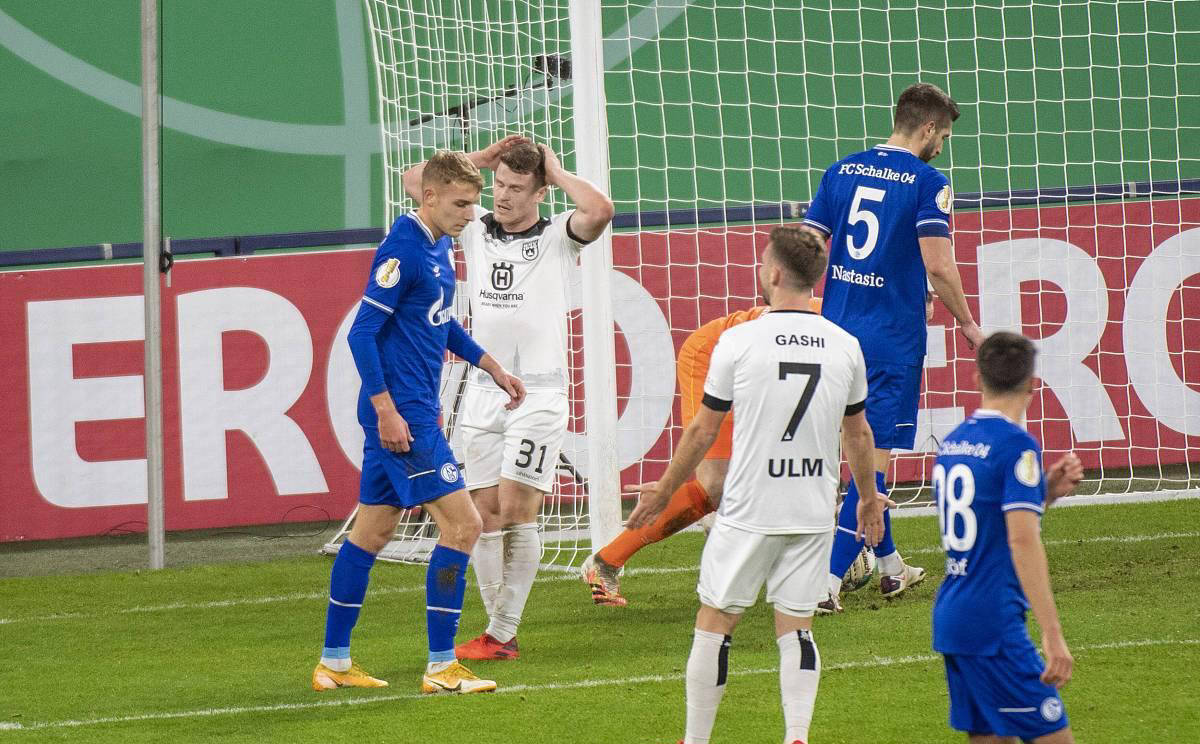 关于汉堡遭遇主场失利，保级之路异常坎坷的信息