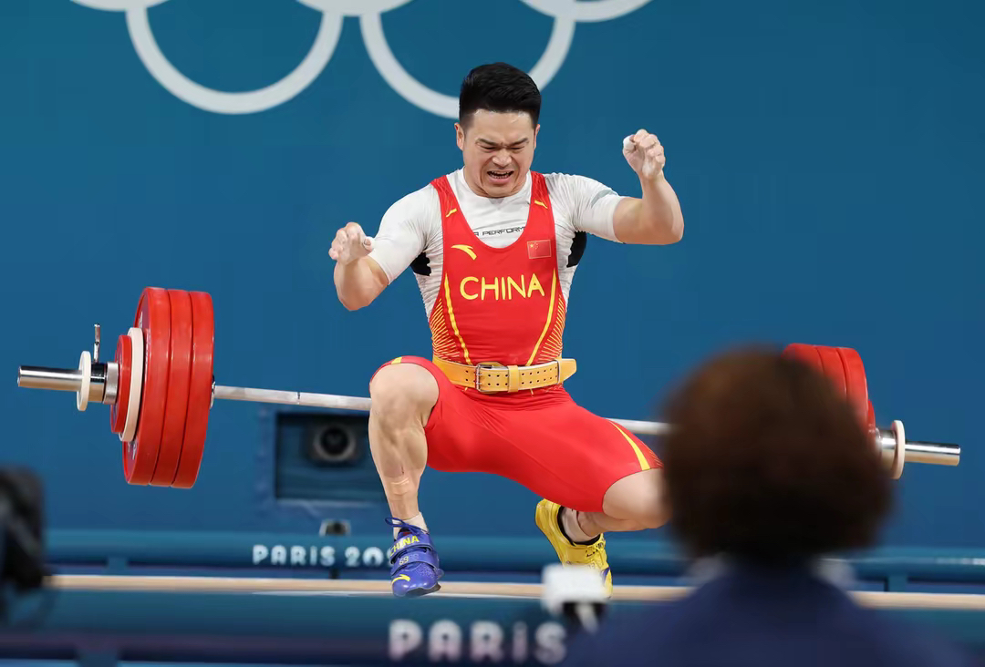 爱游戏官网入口-包含勉强支撑，比赛中拼命争取胜利的壮烈的词条