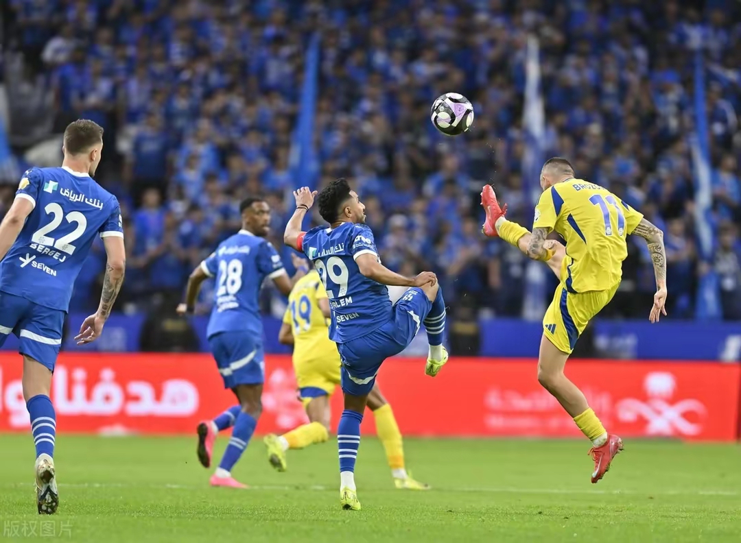 包含法国篮球联赛华沙赛区举行激烈角逐的词条 包含法国篮球联赛华沙赛区举行激烈角逐的词条